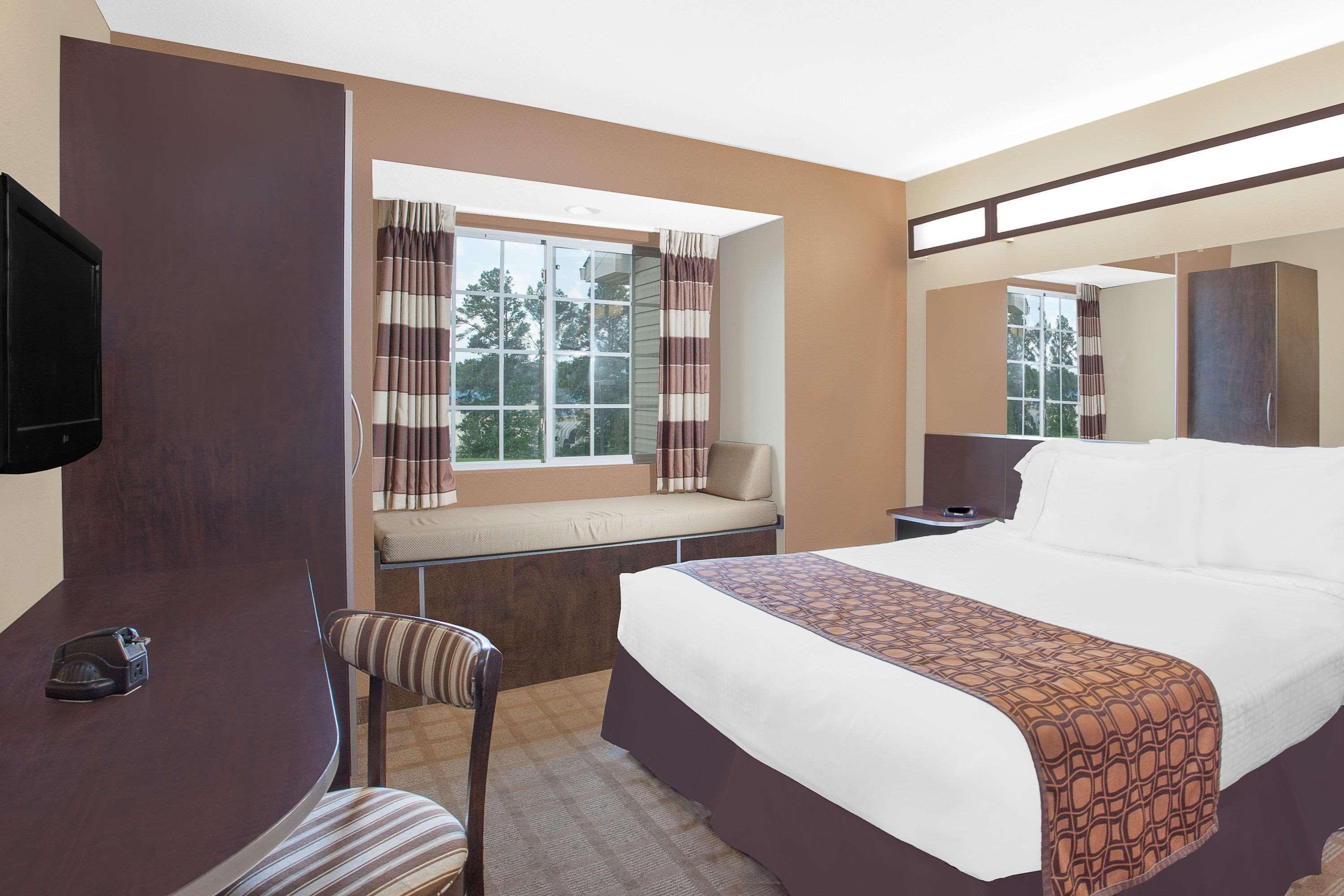 Microtel Inn & Suites By Wyndham Manchester - Newly Renovated Eksteriør bilde