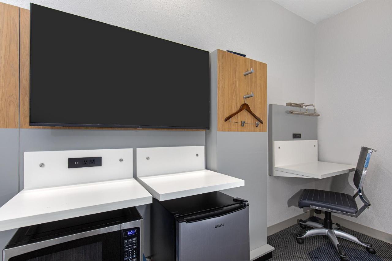 Microtel Inn & Suites By Wyndham Manchester - Newly Renovated Eksteriør bilde