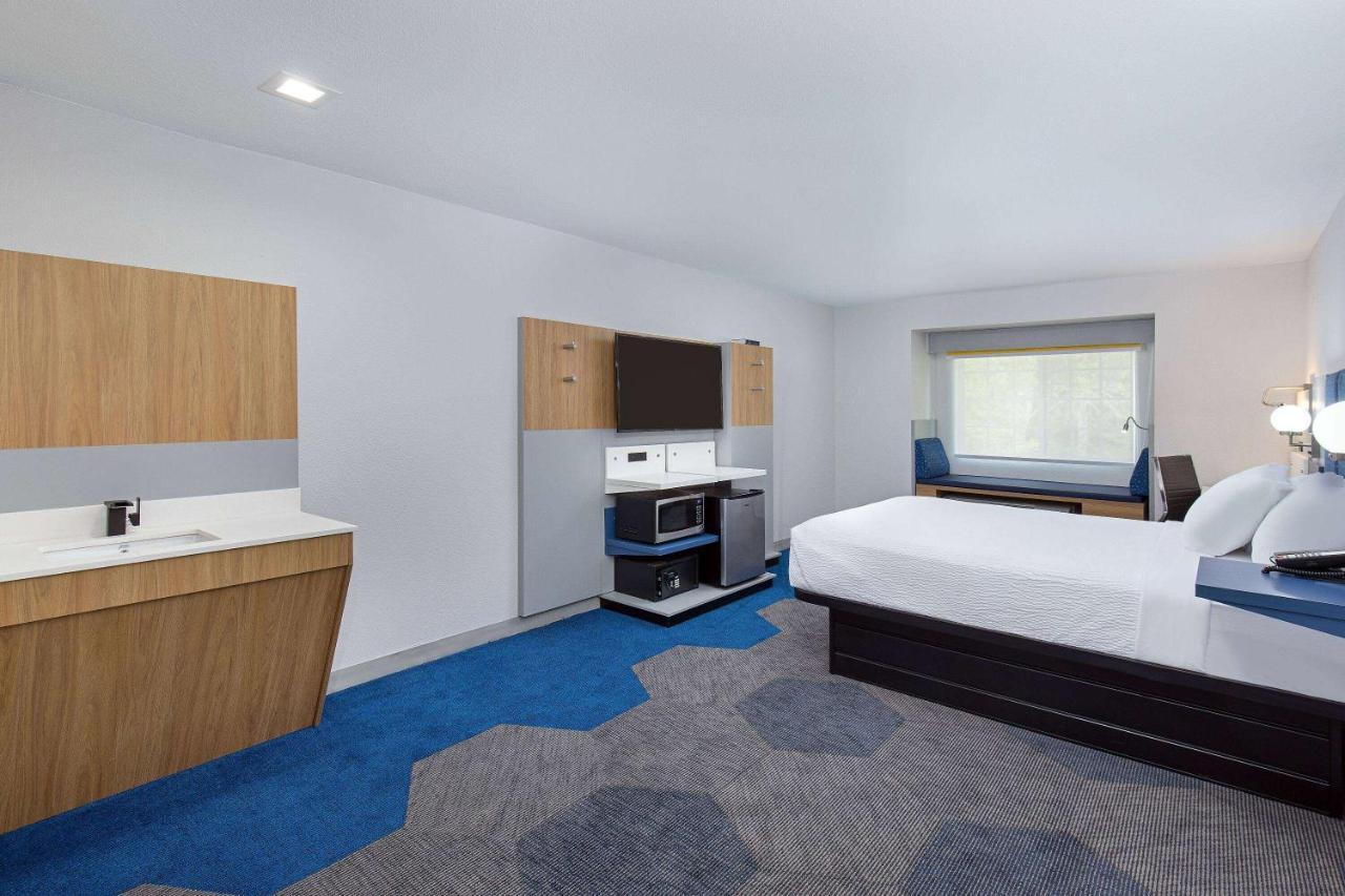 Microtel Inn & Suites By Wyndham Manchester - Newly Renovated Eksteriør bilde